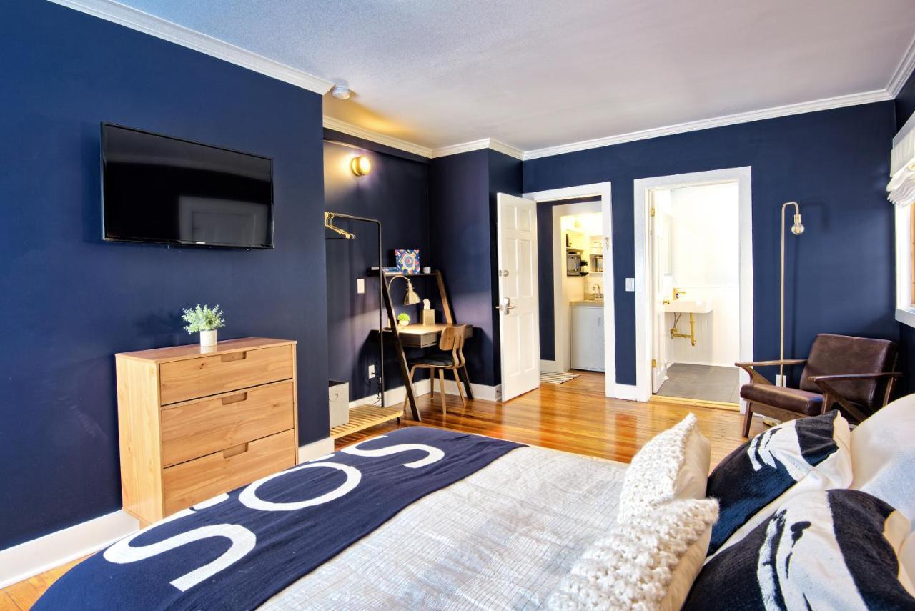 Nautical Nest Hudson Hotel ภายนอก รูปภาพ